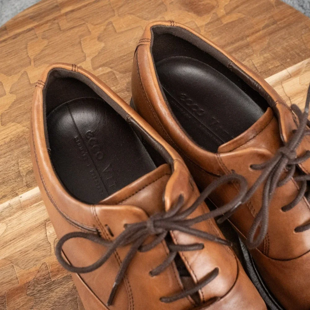 ECCO Vitrus ll Oxford Leather Shoe Mens 42 EU 8 US Cap Toe Brown Quiet Luxury
